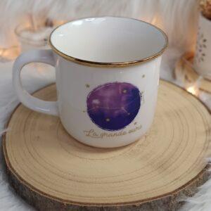coffret bien être avec tasse, sous tasse, papeterie et infusion parenthèse lunaire limites