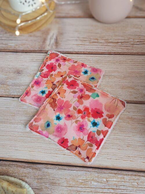 lingettes lavables fleurs et cœurs aquarelle collection coeurs sauvages lingettes demaquillantes,lavable,coton,bambou,carré,carré demaquillant,pads démaquillants lavables,accessoires beauté réutilisables,carré de soin,lingettes lavables,démaquillage éco-responsable,accessoires beauté fait main,zéro déchet
